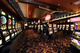 iw001 Myanmar Online Casino Registration account ဖွင့်ကာ ကစားနေသော မြန်မာ ကစားသမား
